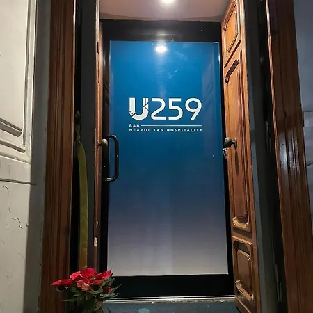 U259 3* Nápoles