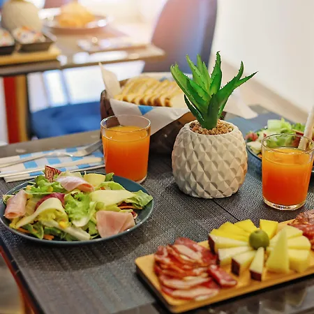 U259 فندق مبيت وإفطار 3*